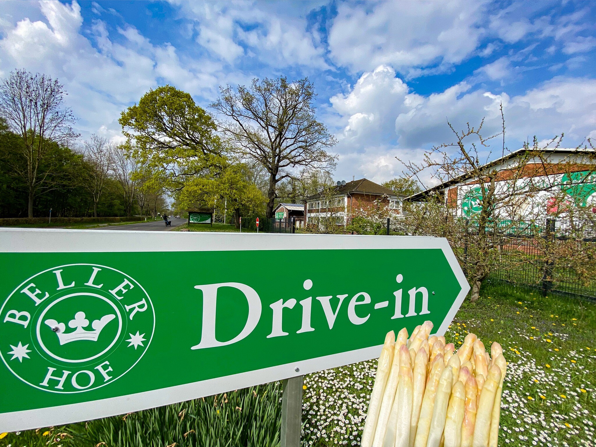 Top Spargel kaufen in Köln | Beller Hof | Mr. Köln | Foto: Beller Hof Top Spargel kaufen in Köln | Beller Hof | Mr. Köln | Foto: Beller Hof